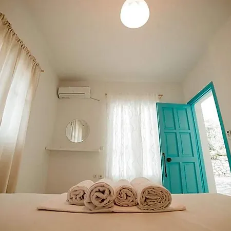 Nerina Inn 2*