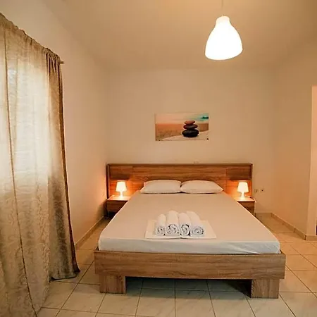 Nerina Inn Agios Nikitas