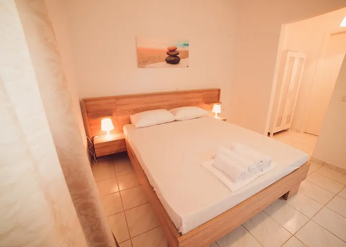 Värdshus Nerina Áyios Nikítas